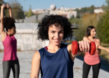 Nahaufnahme von Frauen beim Sport im Freien Physisches Wohlbefinden Marokko
