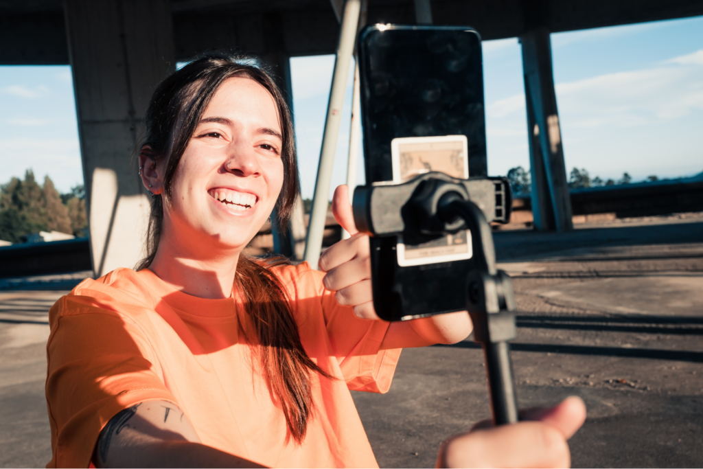 vlogger mawebzine 1