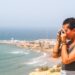 woman-walking-agadir-beach-morning-unsplash - MAwebzine Een vrouw loopt langs het Agadir-strand bij zonsopgang en geniet van een junimorgen aan de Atlantische kust van Marokko tijdens een Agadir-weekend