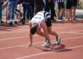 runner-on-athletics-track-unsplash - MAwebzine عداء يتدرب في مضمار نادي ألعاب القوى المغربي خلال جلسة صباحية